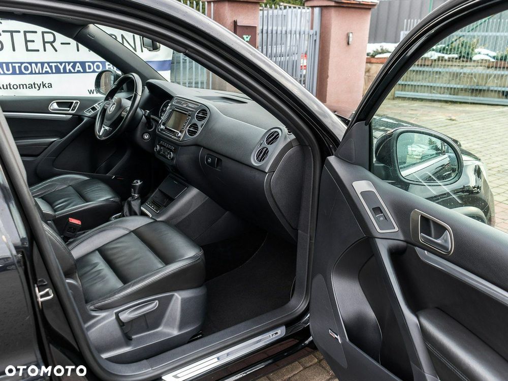 Volkswagen Touran - 14