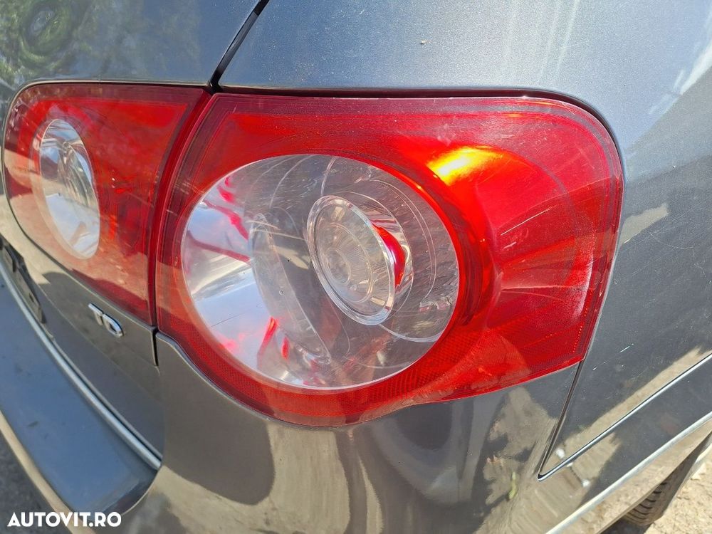 Lampa spate / Stop VOLKSWAGEN PASSAT Variant 3C5 2008 1.9 TDI BLS 77KW|105HP 2008 - 1