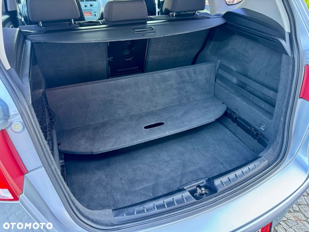 Seat Altea XL XL1.6 Reference - 36