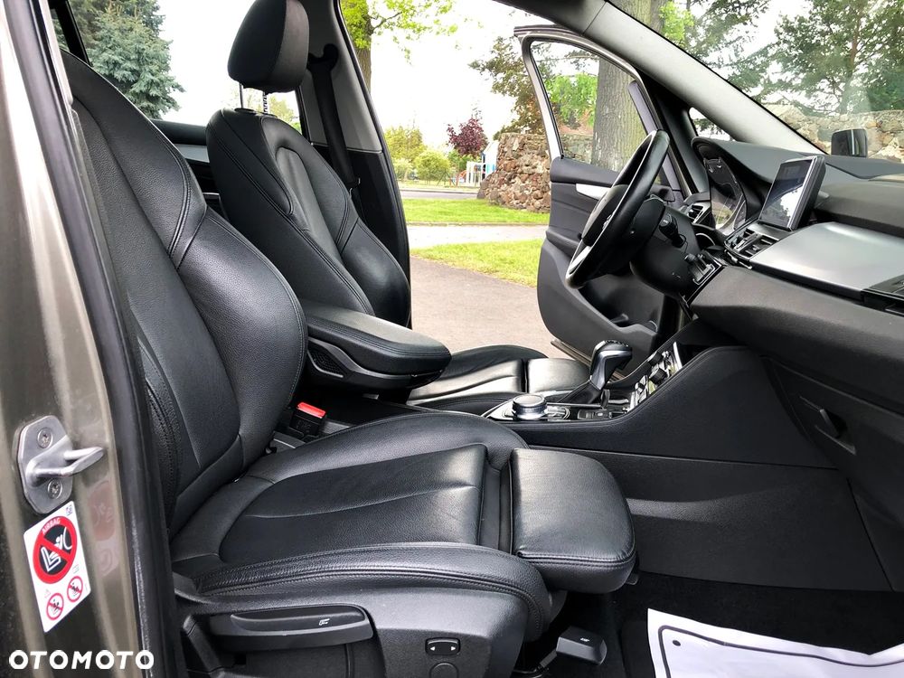 BMW Seria 2 218i GT Luxury Line - 11