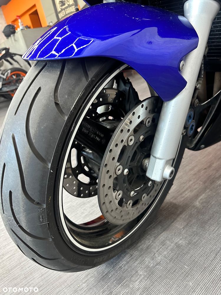Yamaha R6 - 27