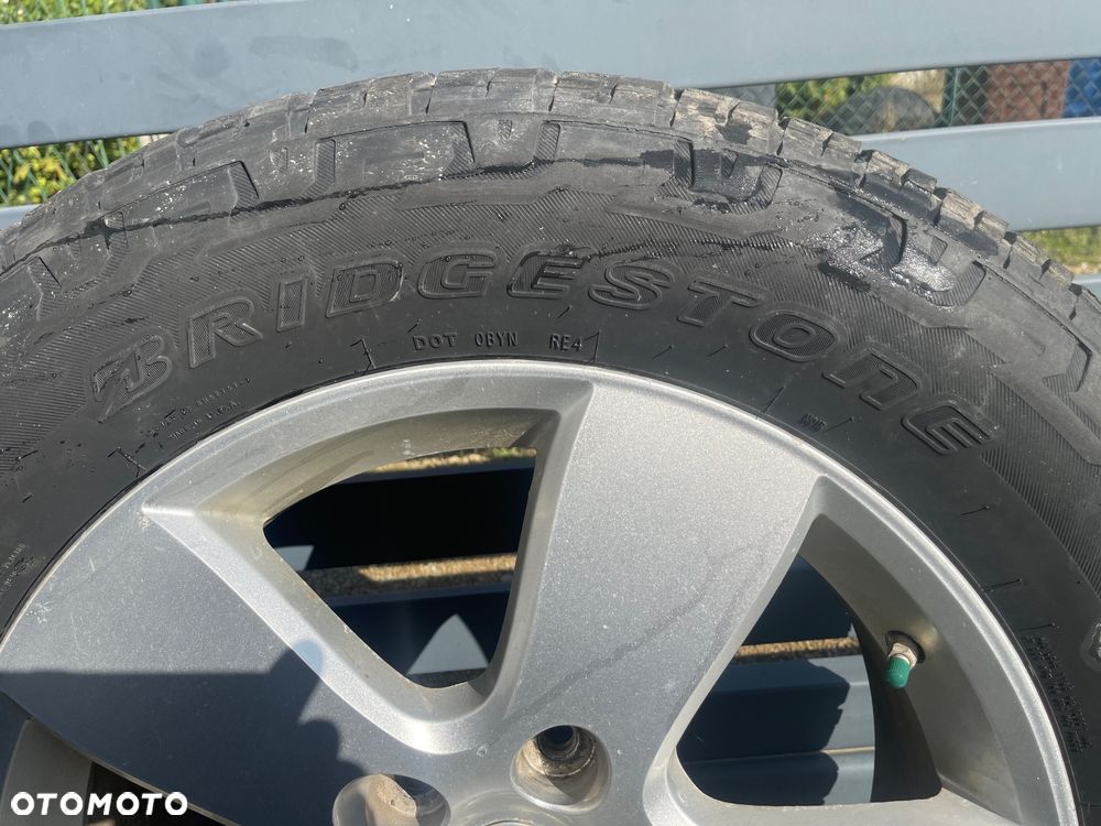 Felga z oponą Dodge Ram 20” - 2