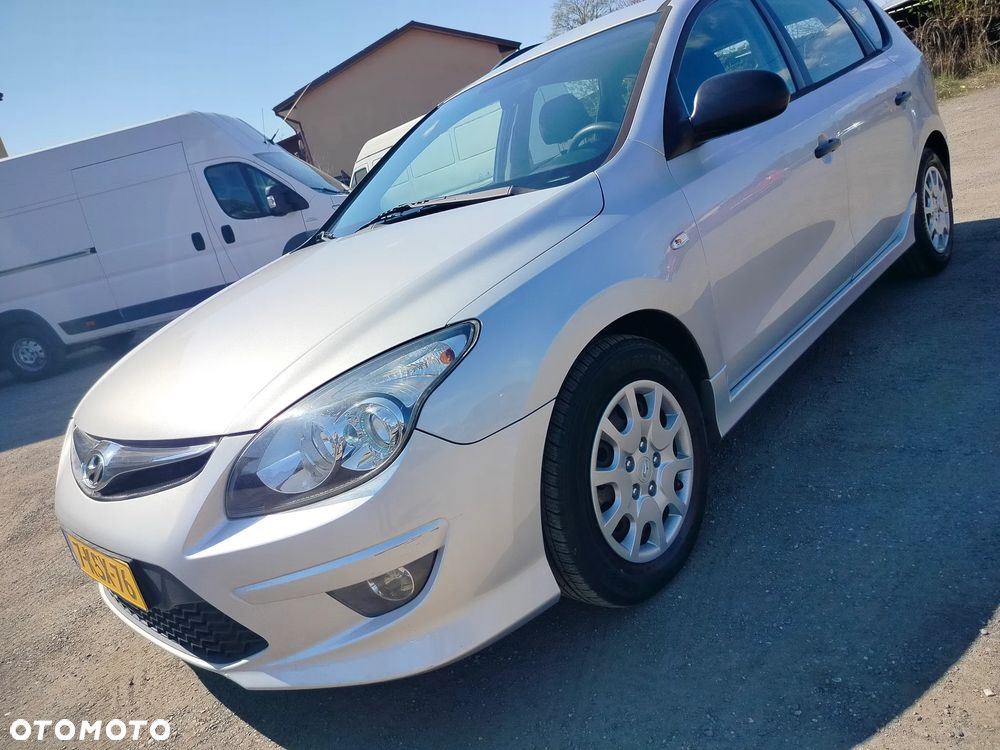 Hyundai i30 i30cw 1.4 blue Comfort - 11