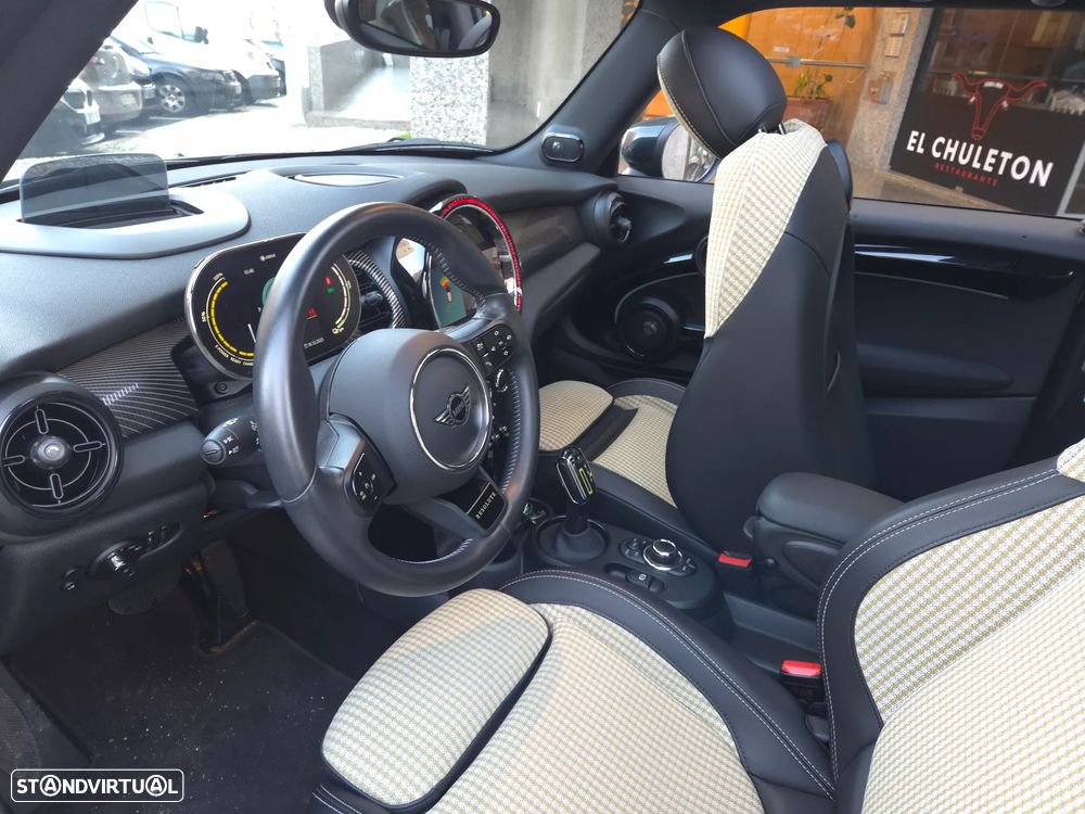 MINI 3 Portas Cooper SE Premium Extra Resolute Edition - 3