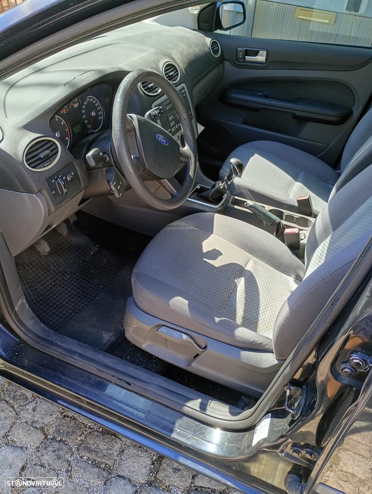 Ford Focus SW 1.4 Trend - 5