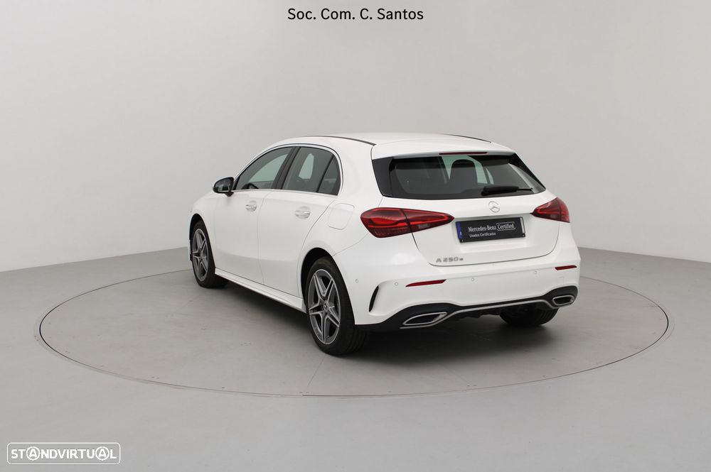 Mercedes-Benz A 250 e AMG Line - 7