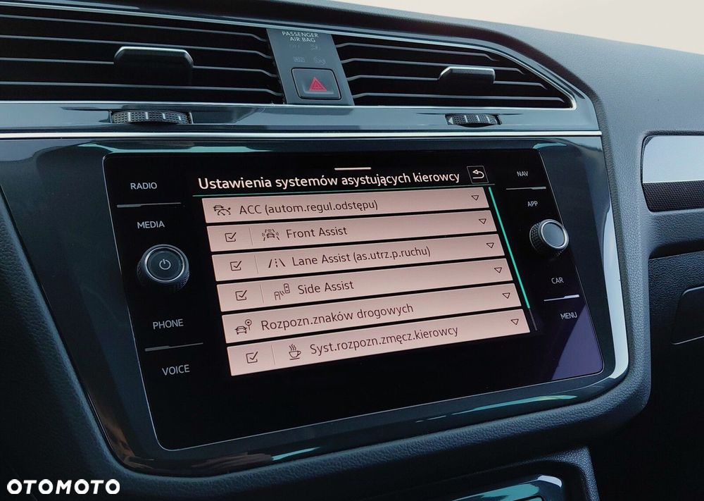 Volkswagen Tiguan 1.5 eTSI Elegance DSG - 33