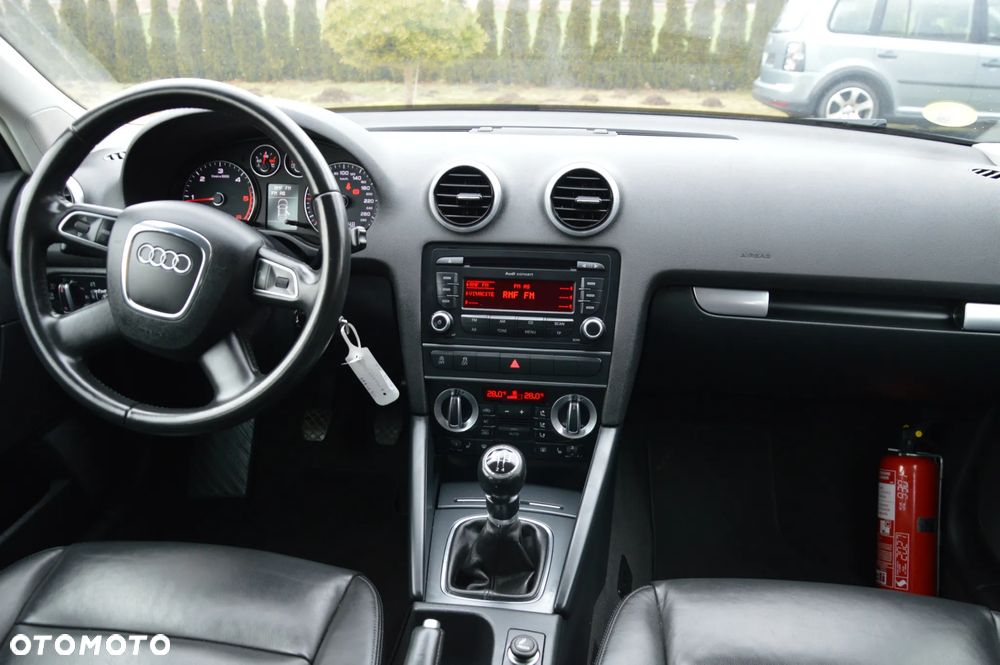 Audi A3 Sportback 1.6 TDI Attraction - 30