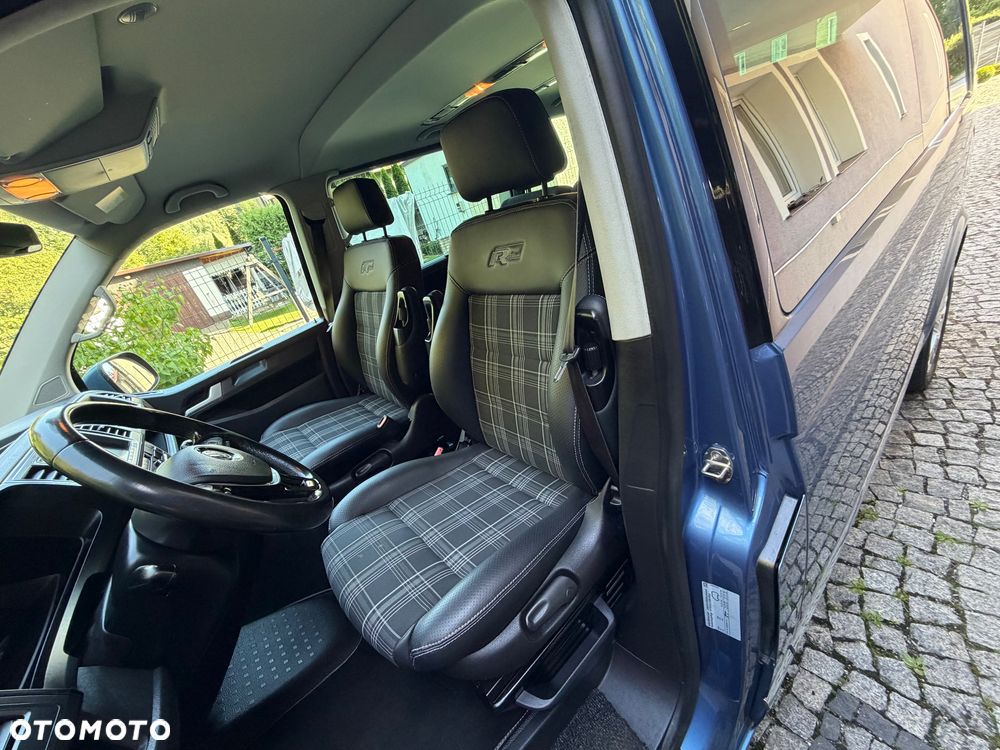 Volkswagen Caravelle - 16