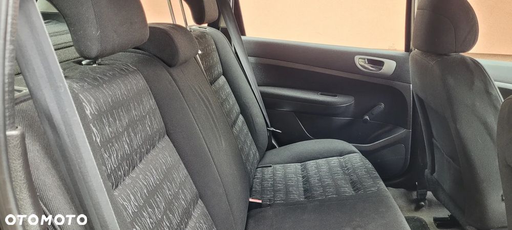Peugeot 307 110 Grand Filou - 2