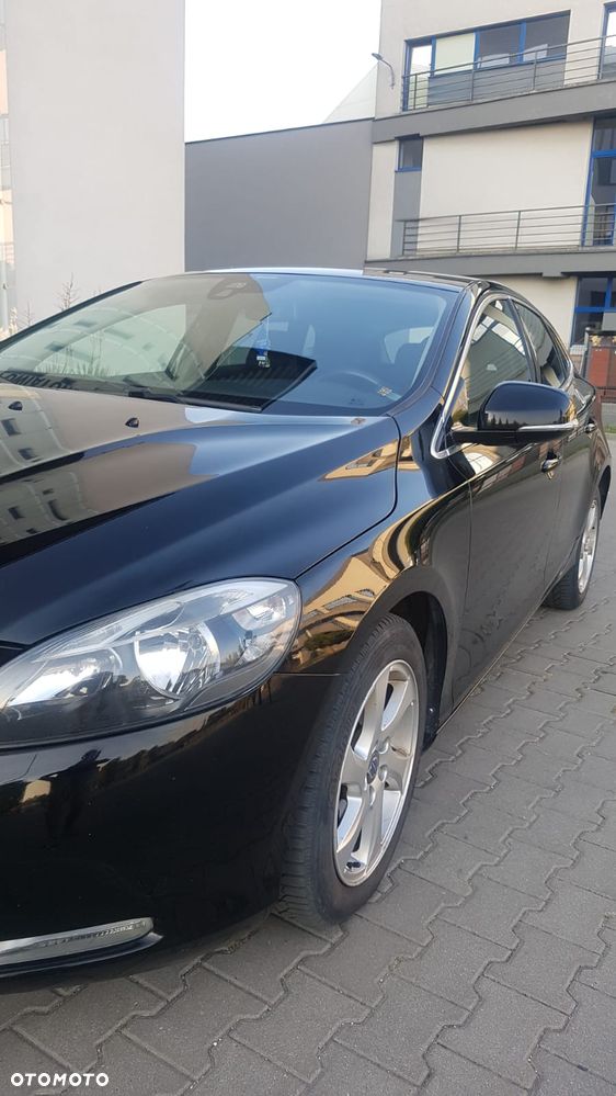 Volvo V40 D2 Base - 9