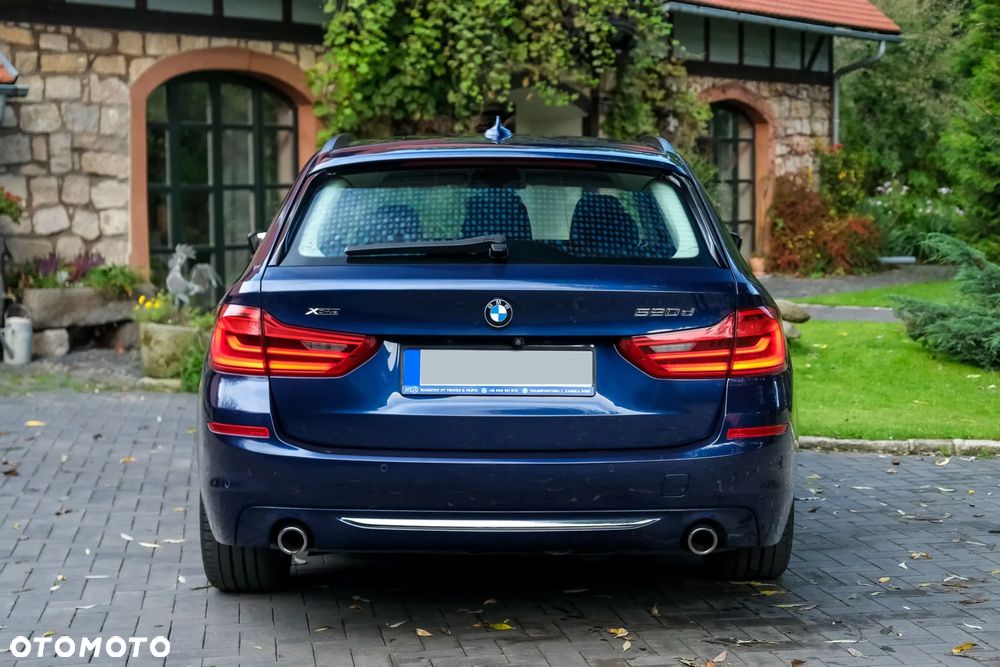 BMW Seria 5 520d xDrive Luxury Line - 15