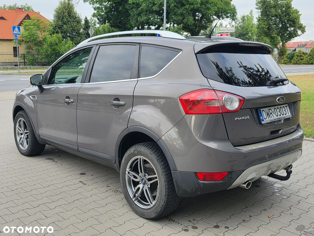 Ford Kuga 2.0 TDCi 4WD Titanium - 4