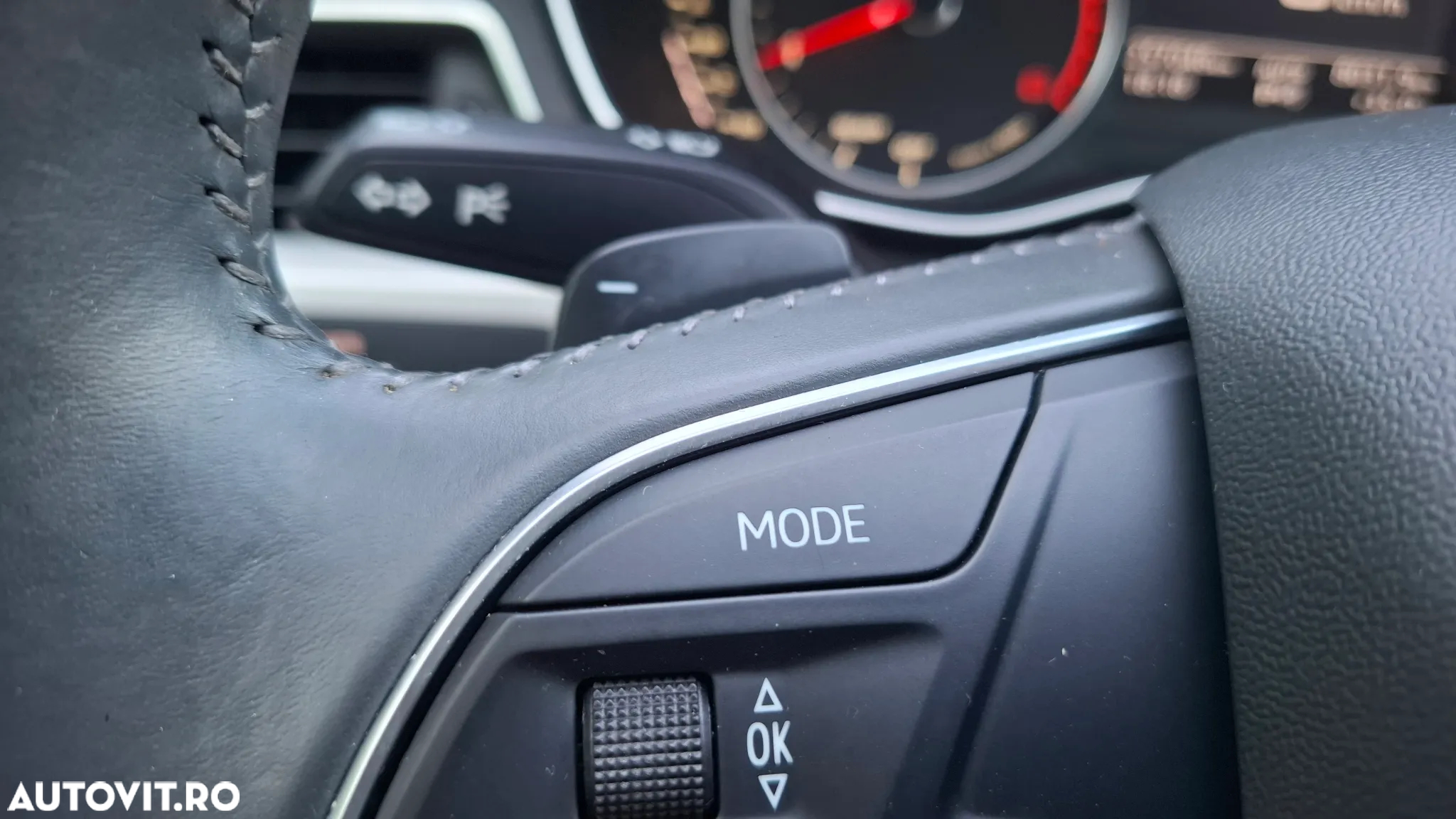 Audi A4 2.0 TDI DPF clean diesel multitronic Attraction - 31