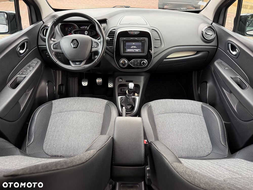 Renault Captur - 16