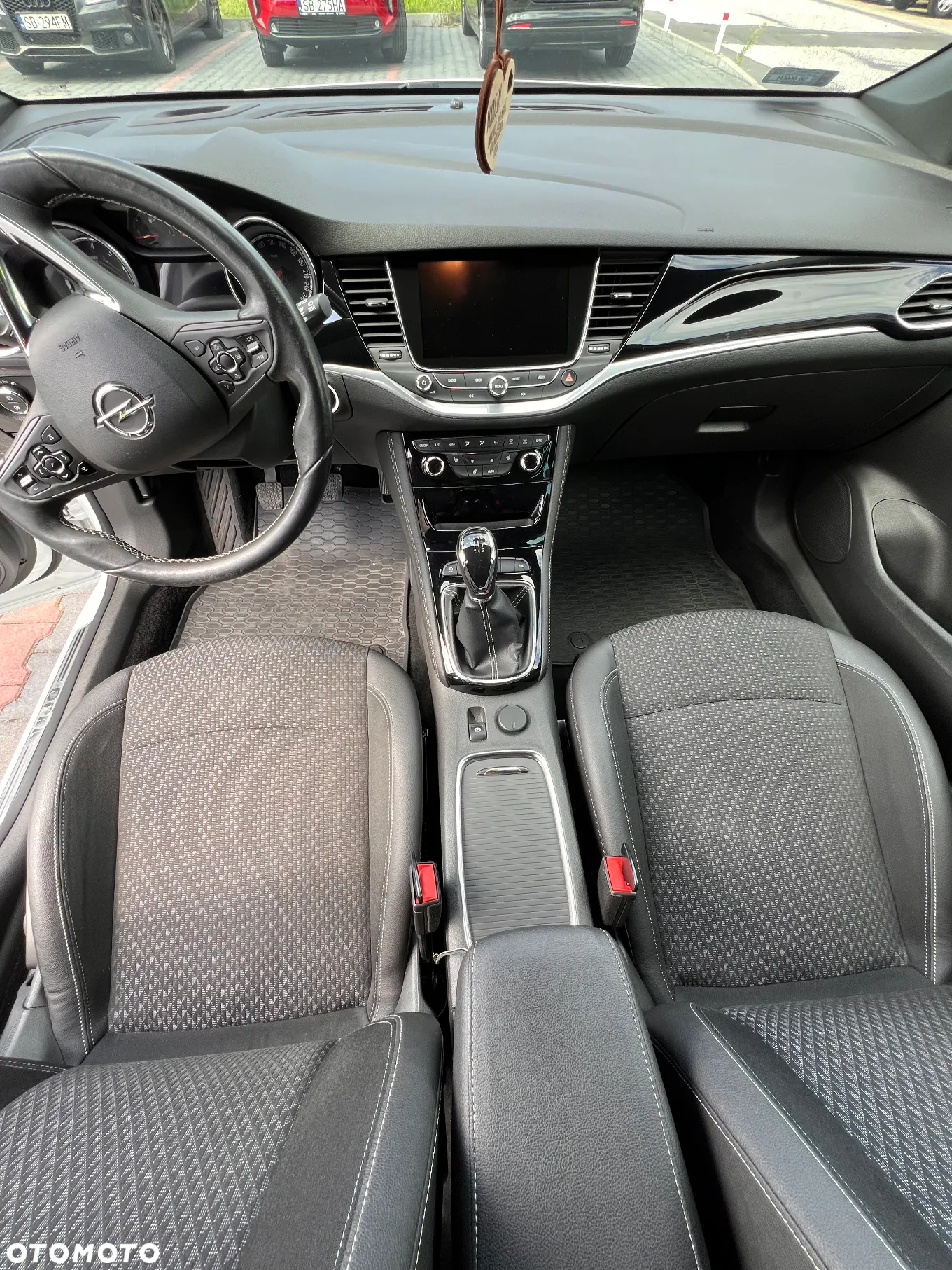Opel Astra 1.6 Turbo Start/Stop Sports Tourer Innovation - 21