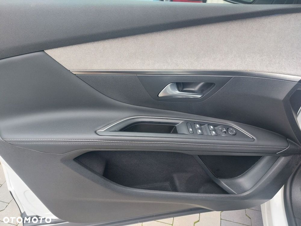 Peugeot 5008 1.5 BlueHDi GT S&S EAT8 - 18