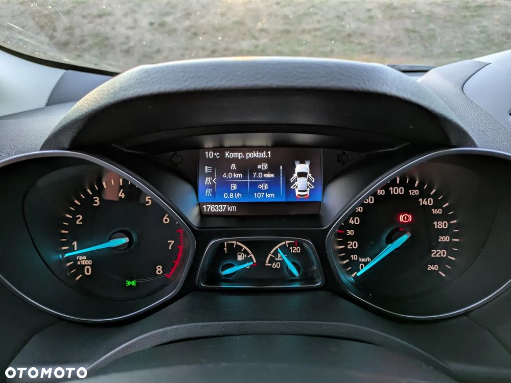 Ford Kuga 1.5 EcoBoost 2x4 SYNC - 36