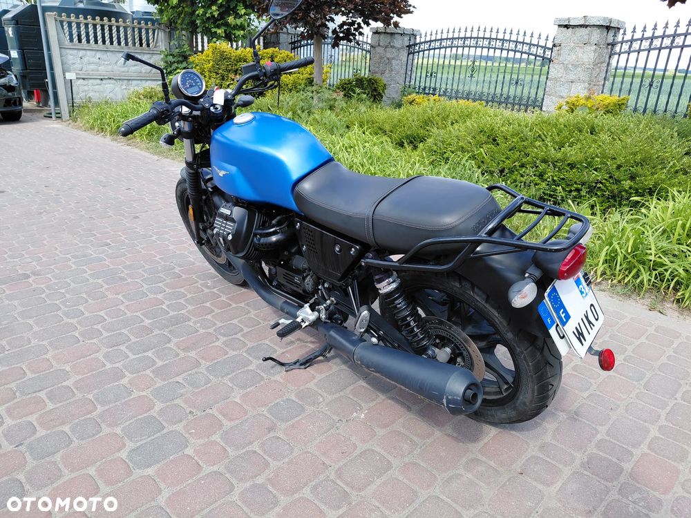 Moto Guzzi V7 - 4