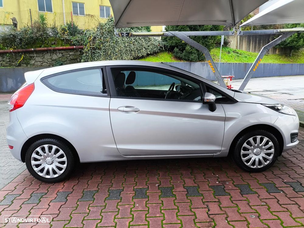 Ford Fiesta - 15