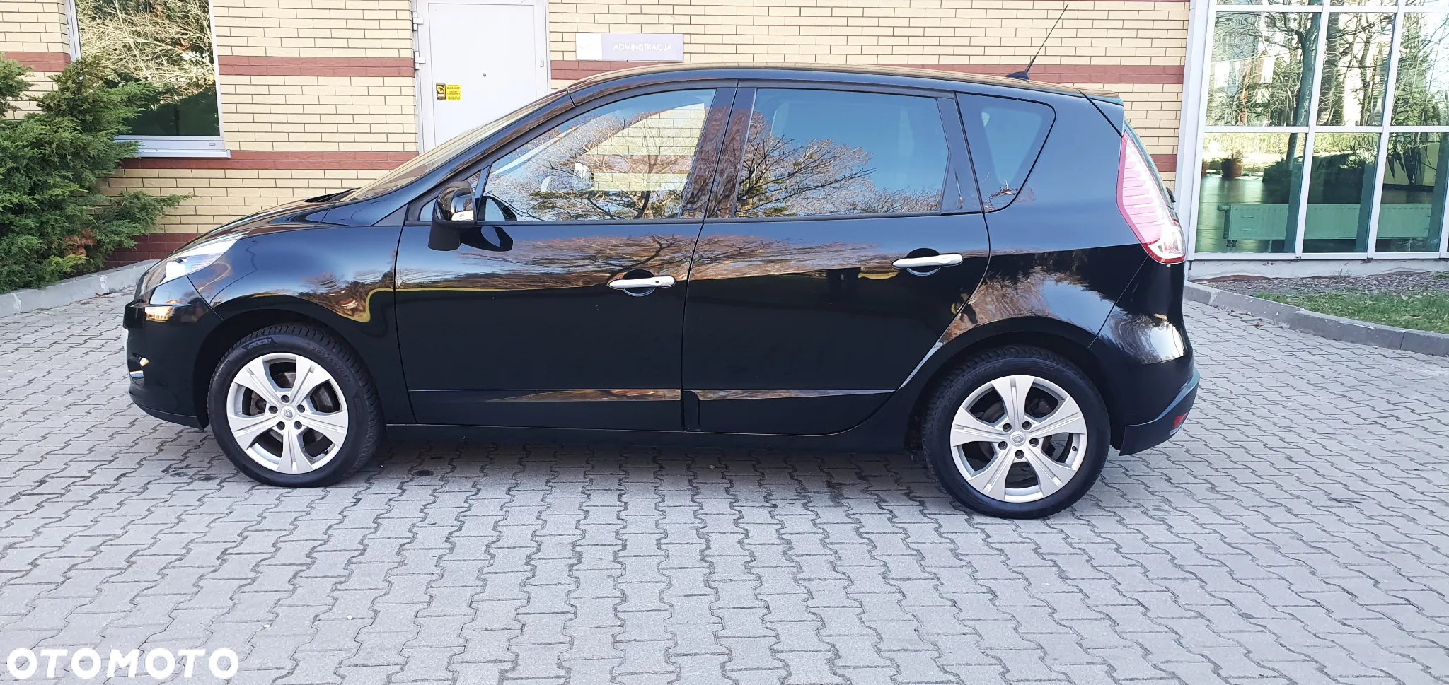 Renault Scenic 1.4 16V TCE TomTom Edition - 12
