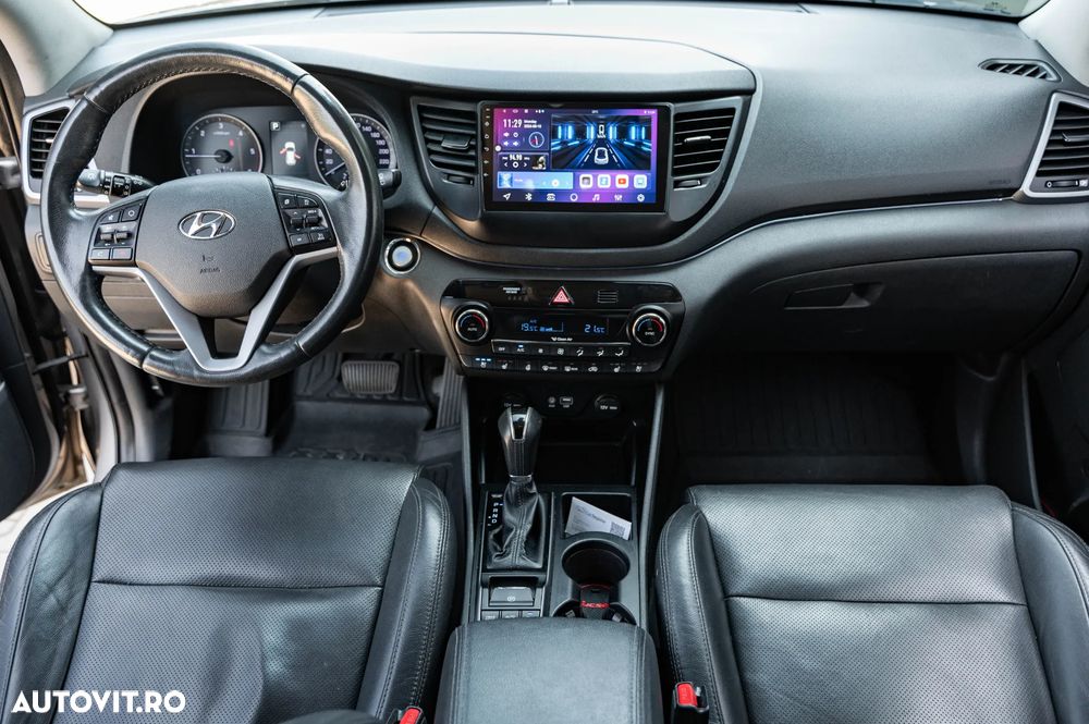 Hyundai Tucson blue 1.7 CRDi 2WD DCT Premium - 11