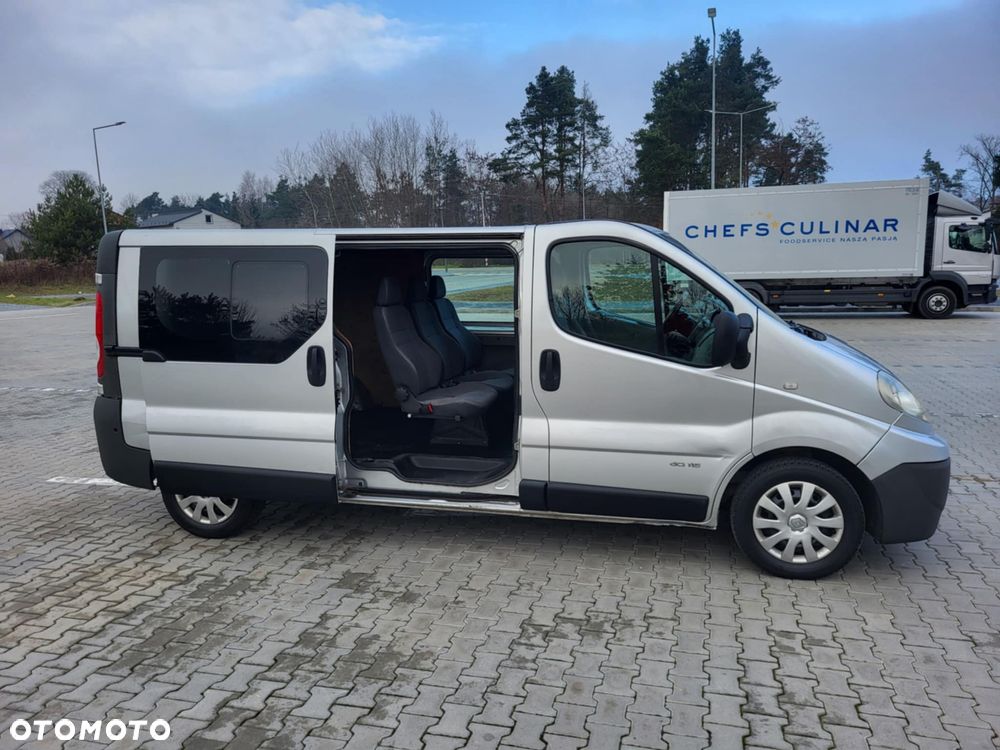 Renault Trafic - 11