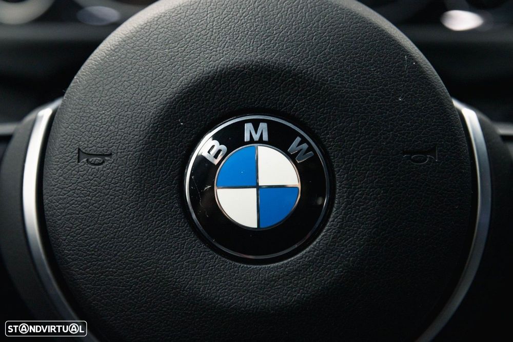 BMW 318 d Pack M - 22