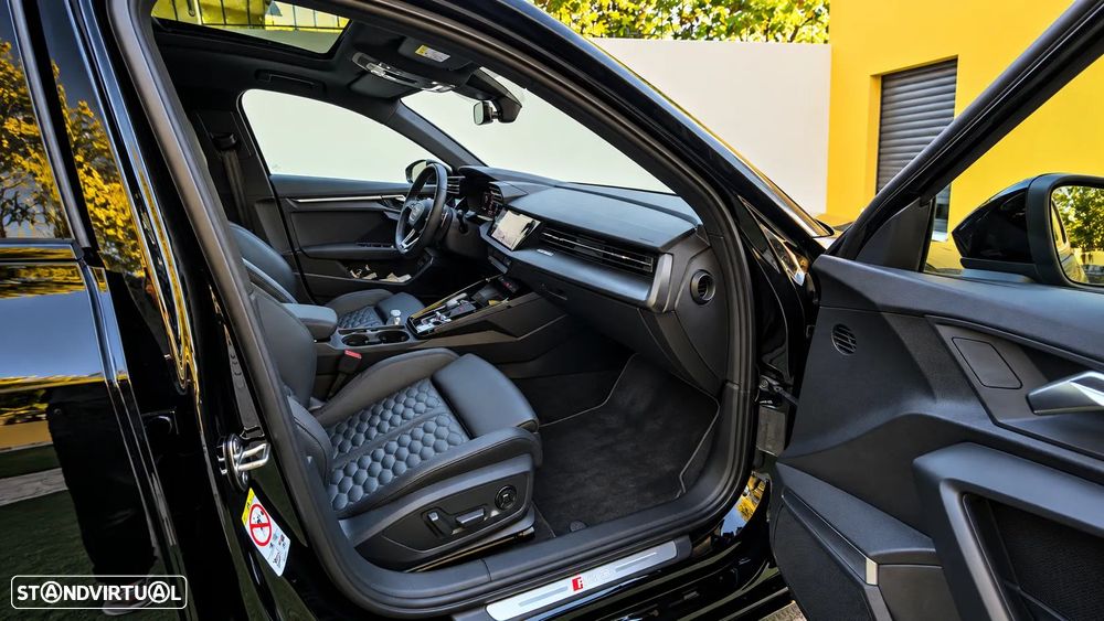 Audi RS3 Limousine - 6