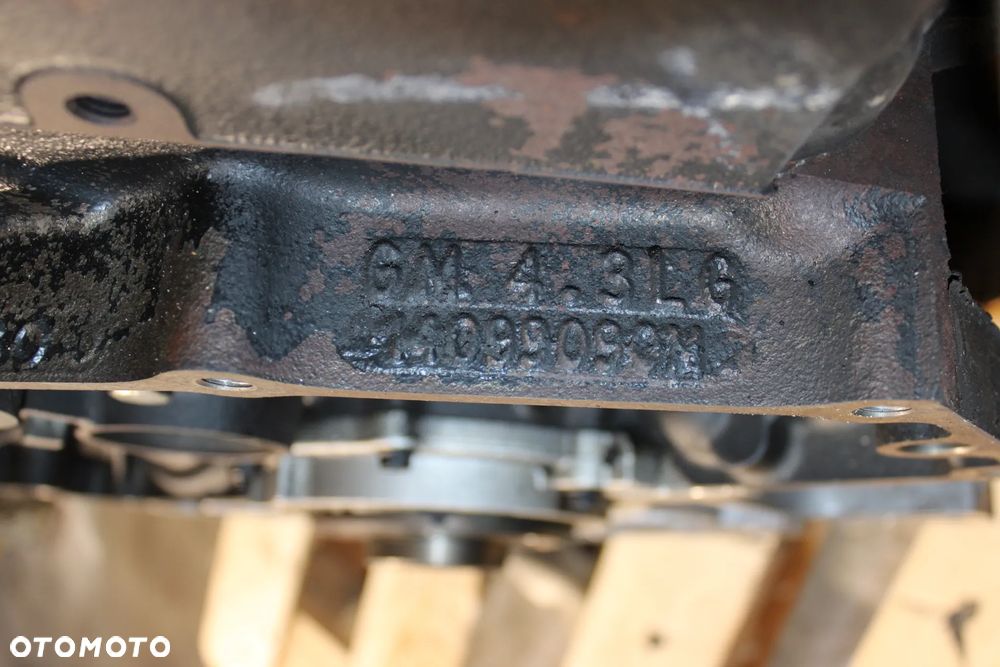 HURT SILNIKI / SILNIK GM VOLVO PENTA 4.3 V6 VORTEC MERCRUISER HYSTER - 4