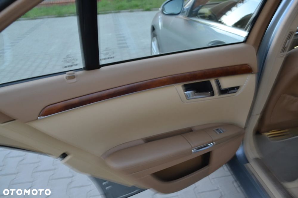 Mercedes-Benz Klasa S 500 7G-TRONIC - 22