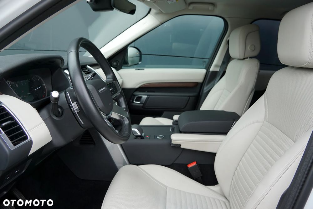 Land Rover Discovery 3.0 D250 mHEV SE - 20