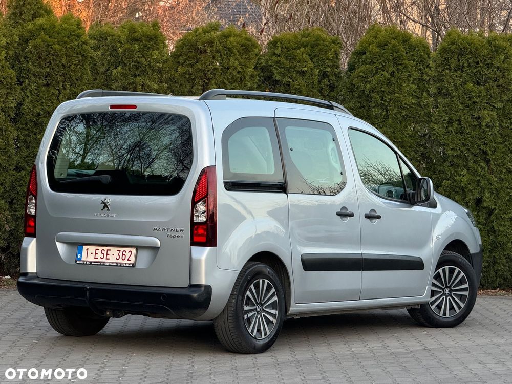 Peugeot Partner 98 VTi Style - 12