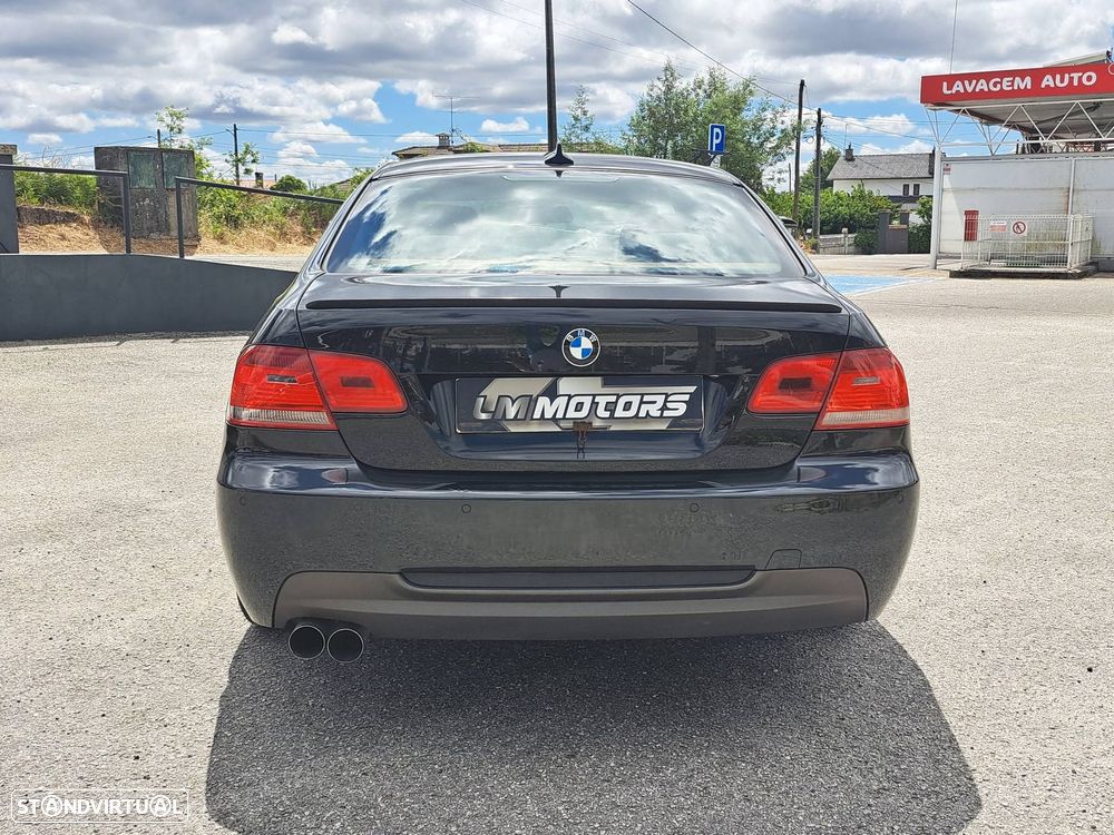 BMW 320 d Coupe - 12