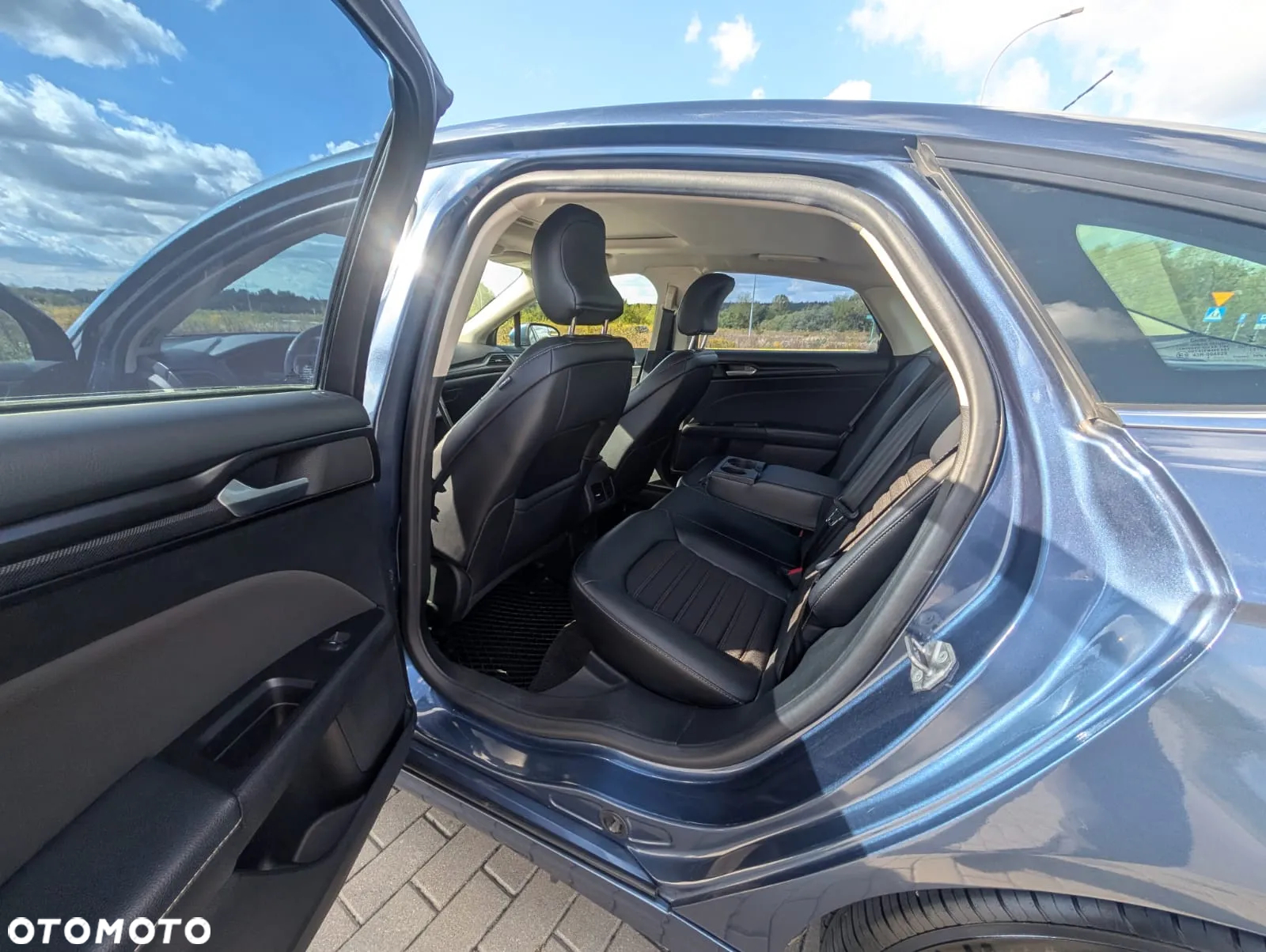Ford Fusion - 10