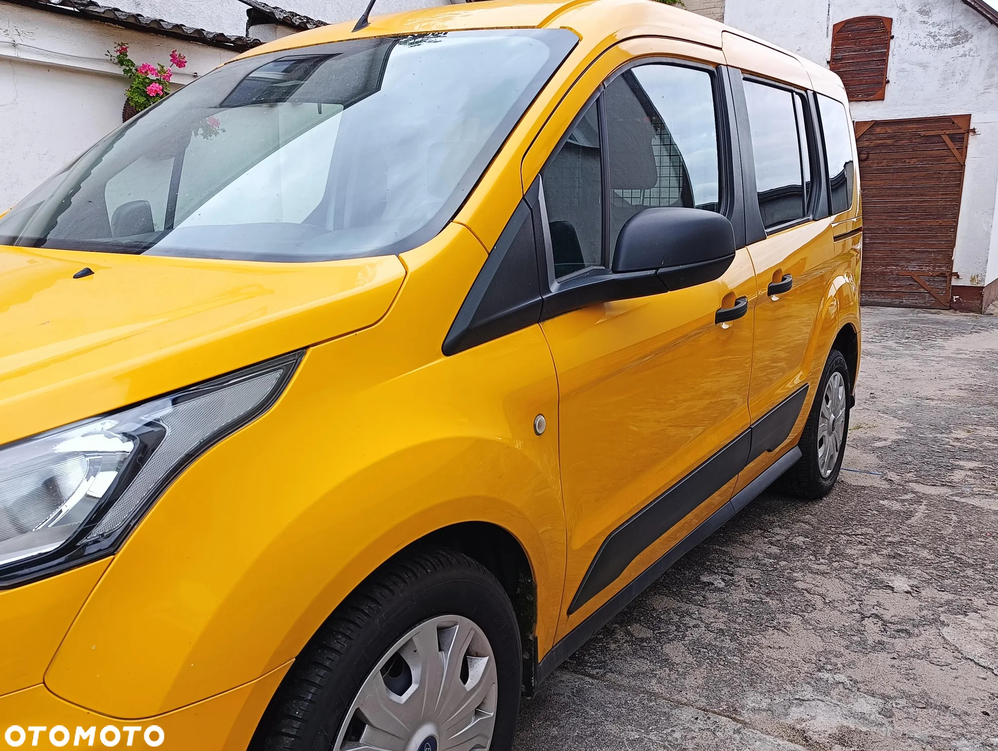 Ford Tourneo Connect 1.5 EcoBlue Start-Stop Trend - 3