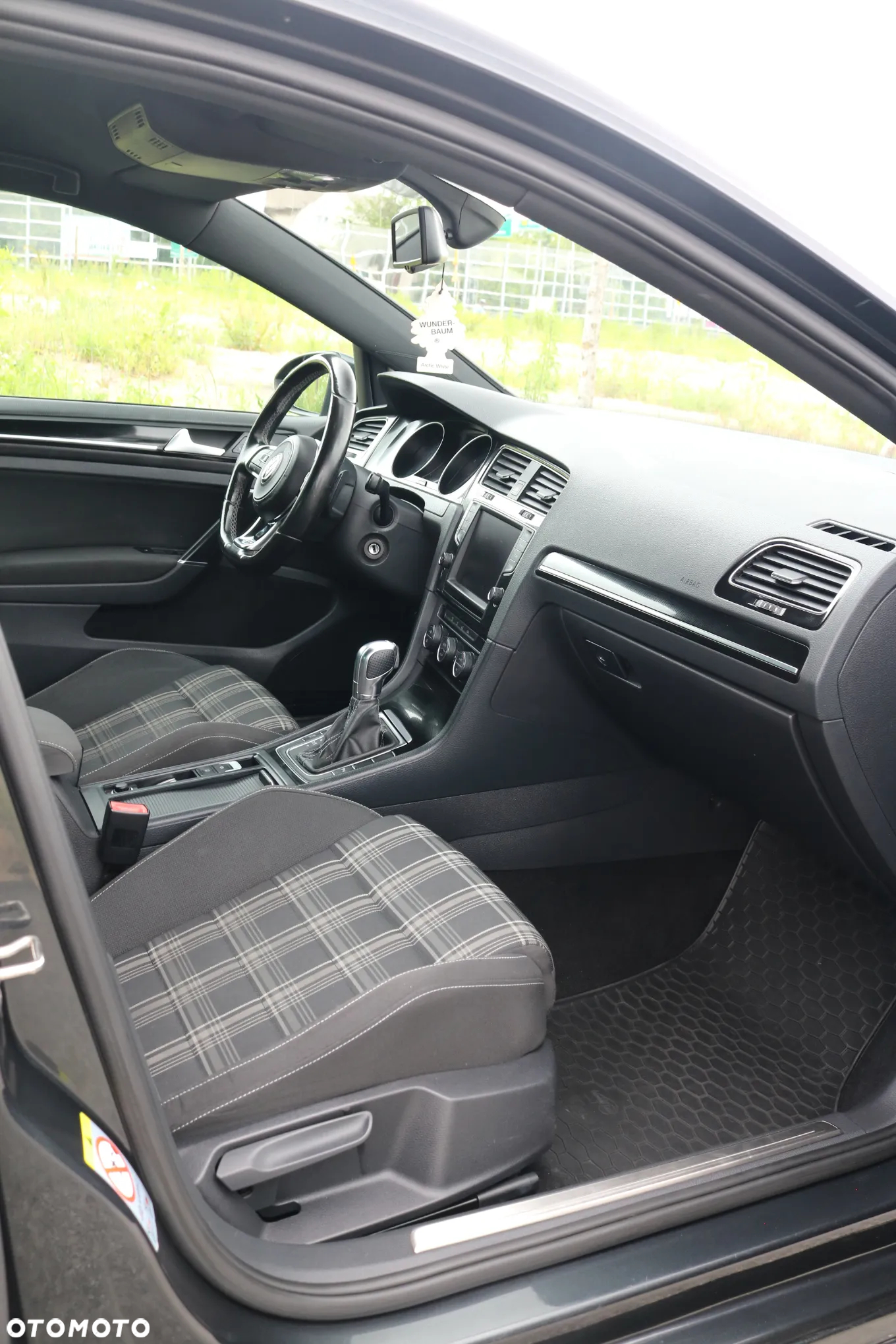 Volkswagen Golf VII 2.0 TDI BMT GTD DSG - 13