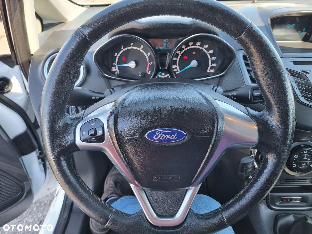 Ford Fiesta 1.25 Gold X EU5 - 23