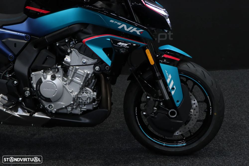 CF Moto 675NK CHAMPION BLUE - 3