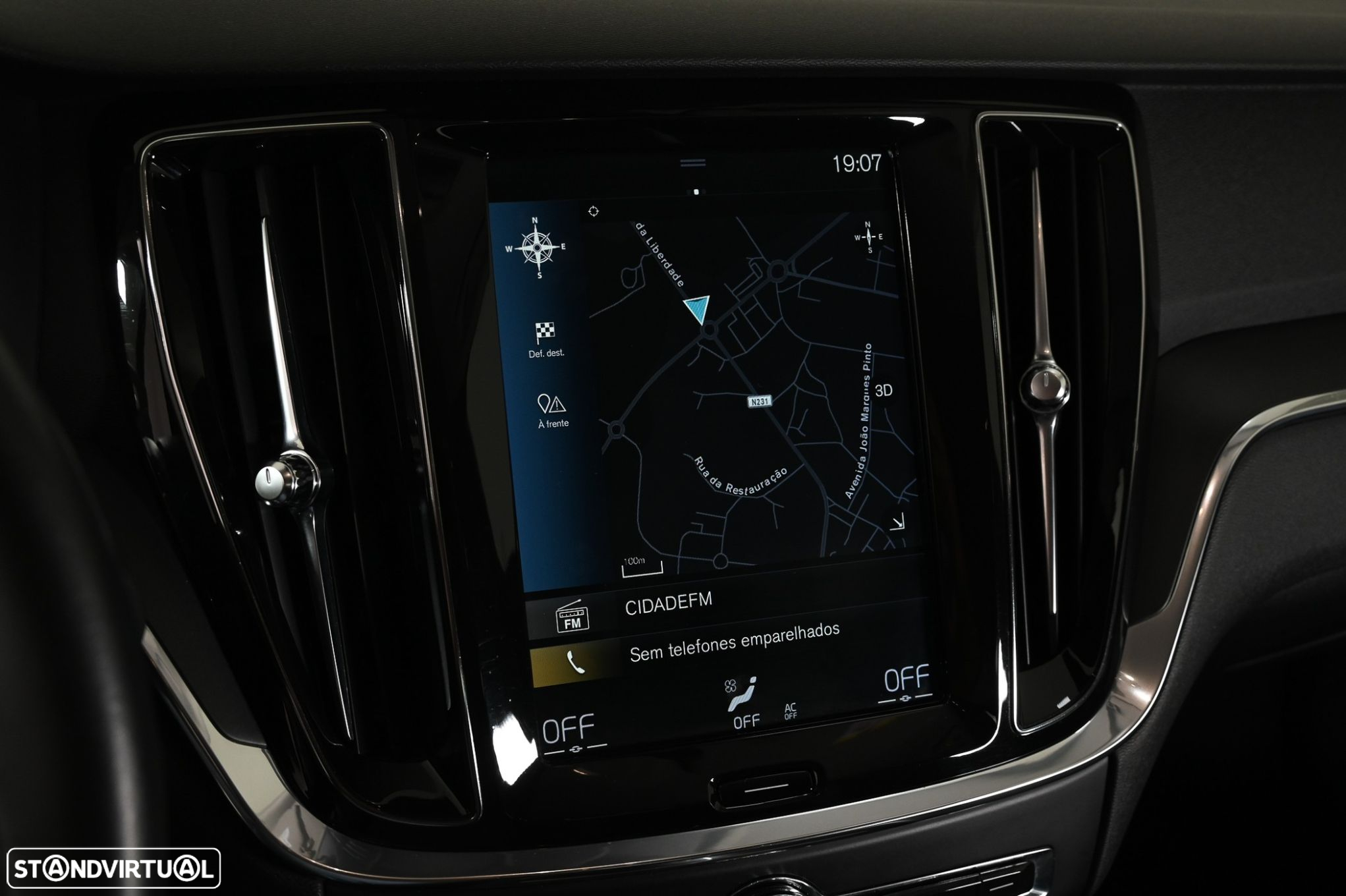 Volvo V60 2.0 D3 Momentum Geartronic - 19