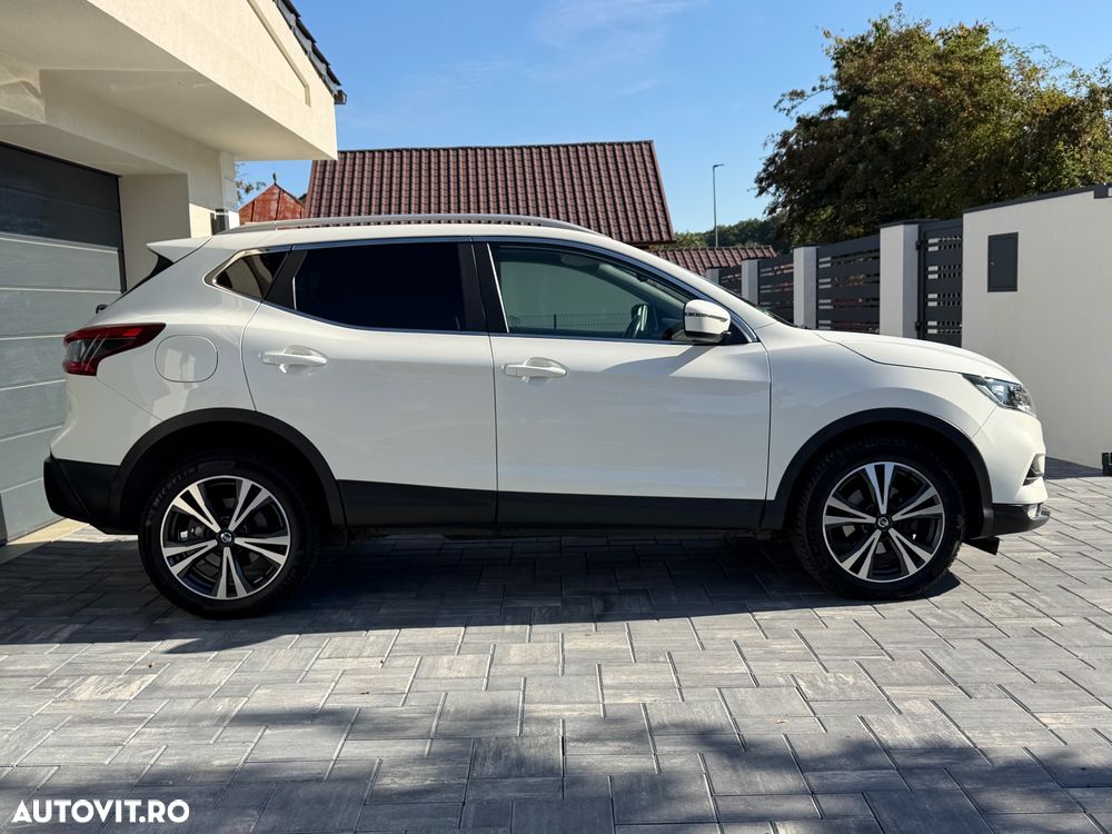 Nissan Qashqai 1.7 dCi Xtronic ALL-MODE 4x4i N-CONNECTA - 4