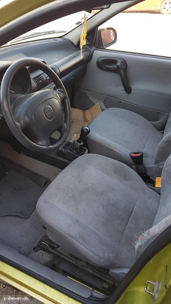 Para Peças Opel Corsa B (S93) - 4