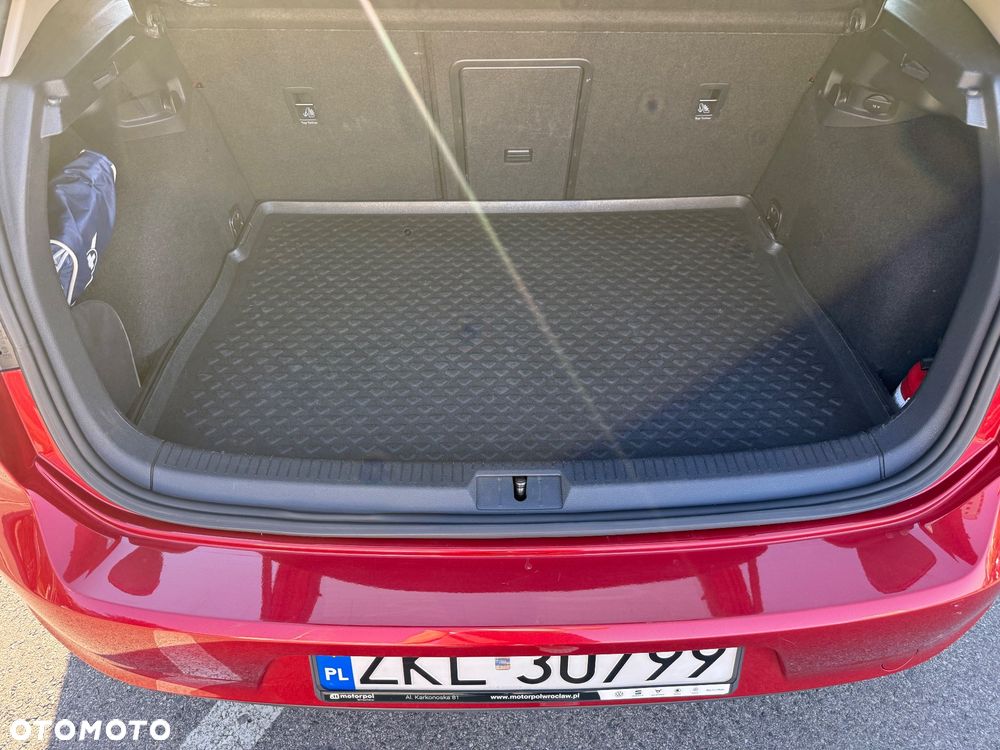 Volkswagen Golf - 30