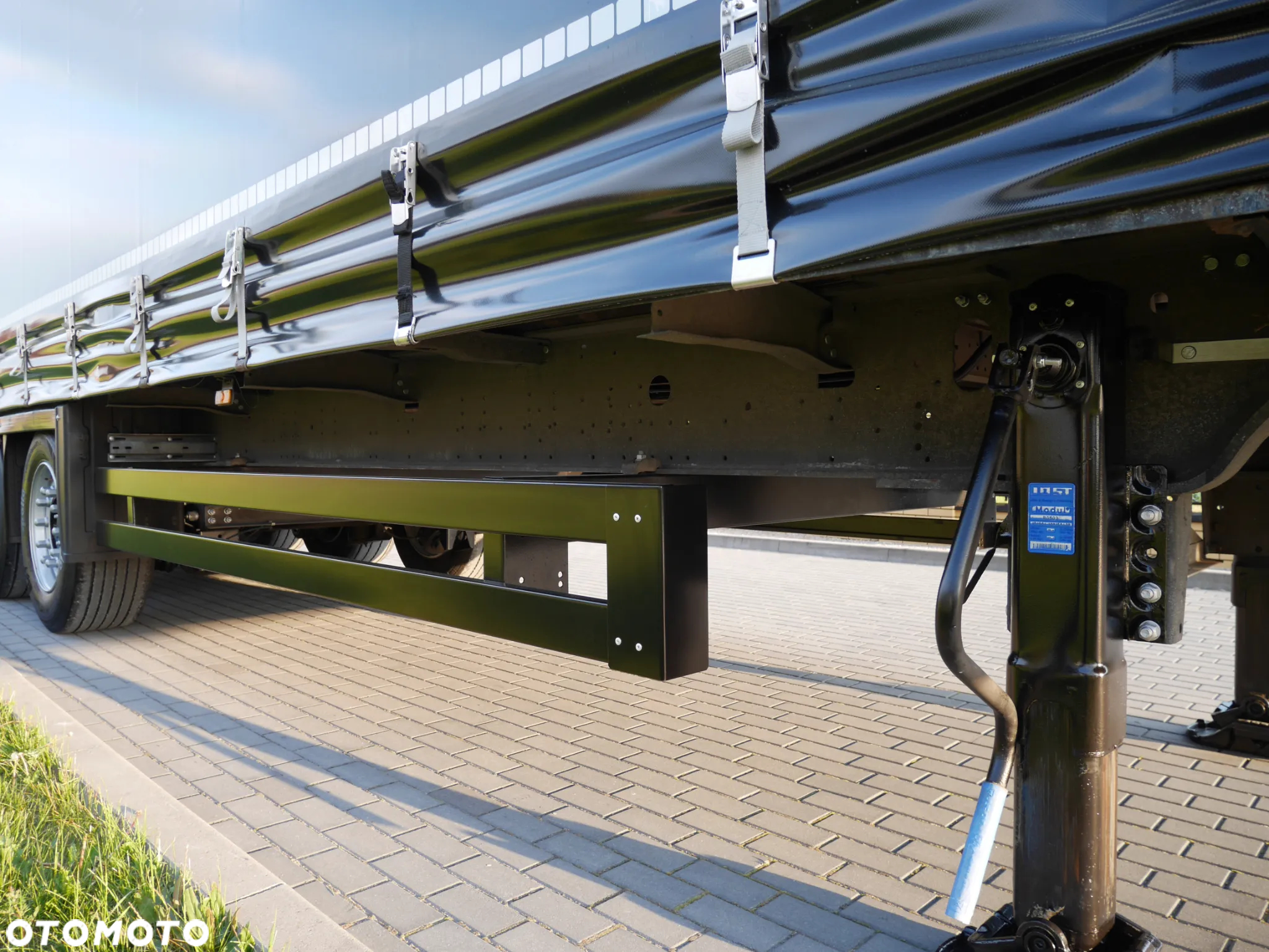 Schmitz Cargobull VARIOS  Standard/Mega Dach podnoszony - 7