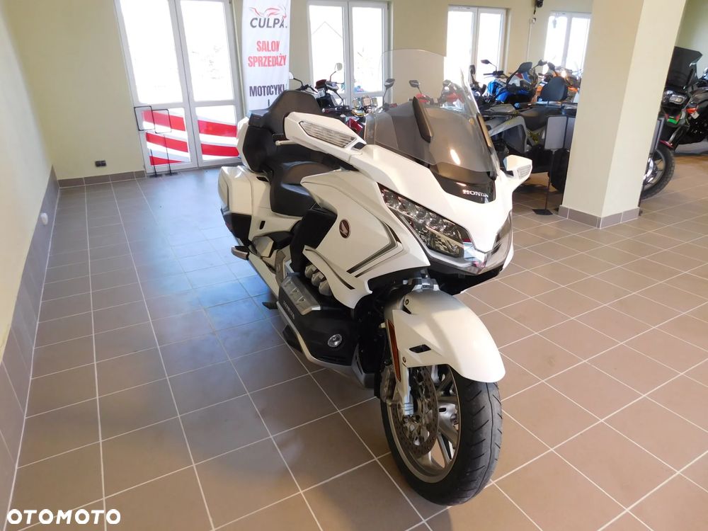 Honda GL - 16