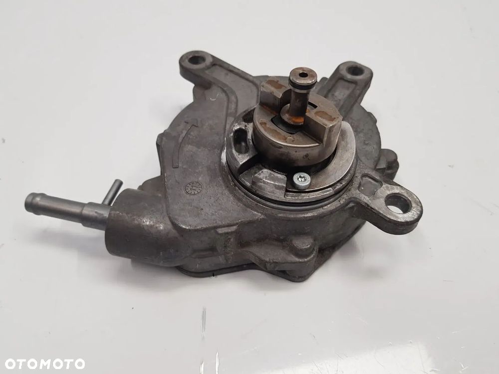 POMPA VACUM Toyota Avensis T27 III 2.0 D4D - 3