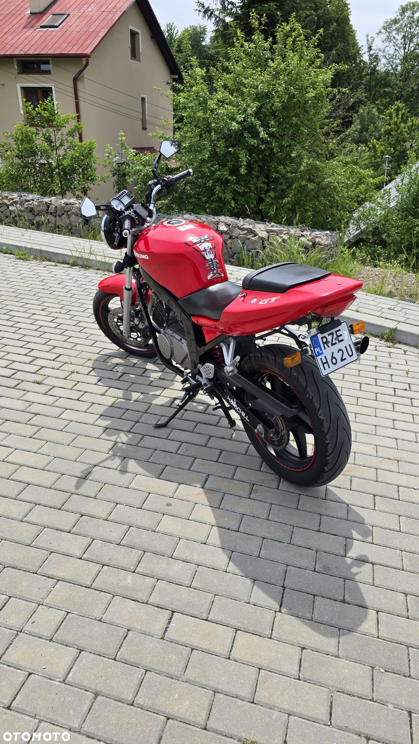 Hyosung GT - 4