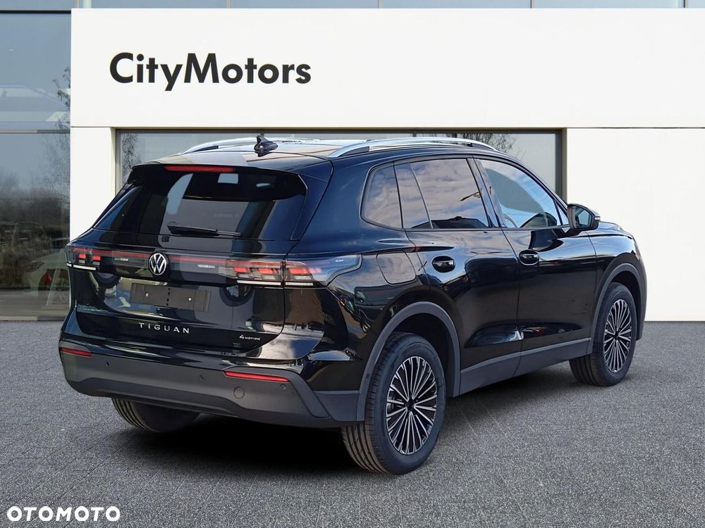 Volkswagen Tiguan - 7