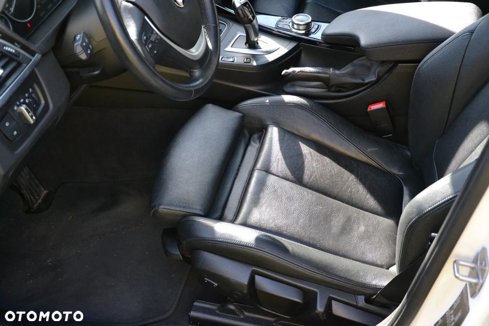BMW Seria 3 320d Luxury Line Purity sport - 8