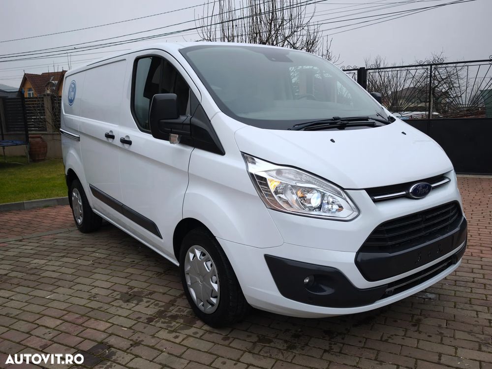 Ford Transit Custom - 8